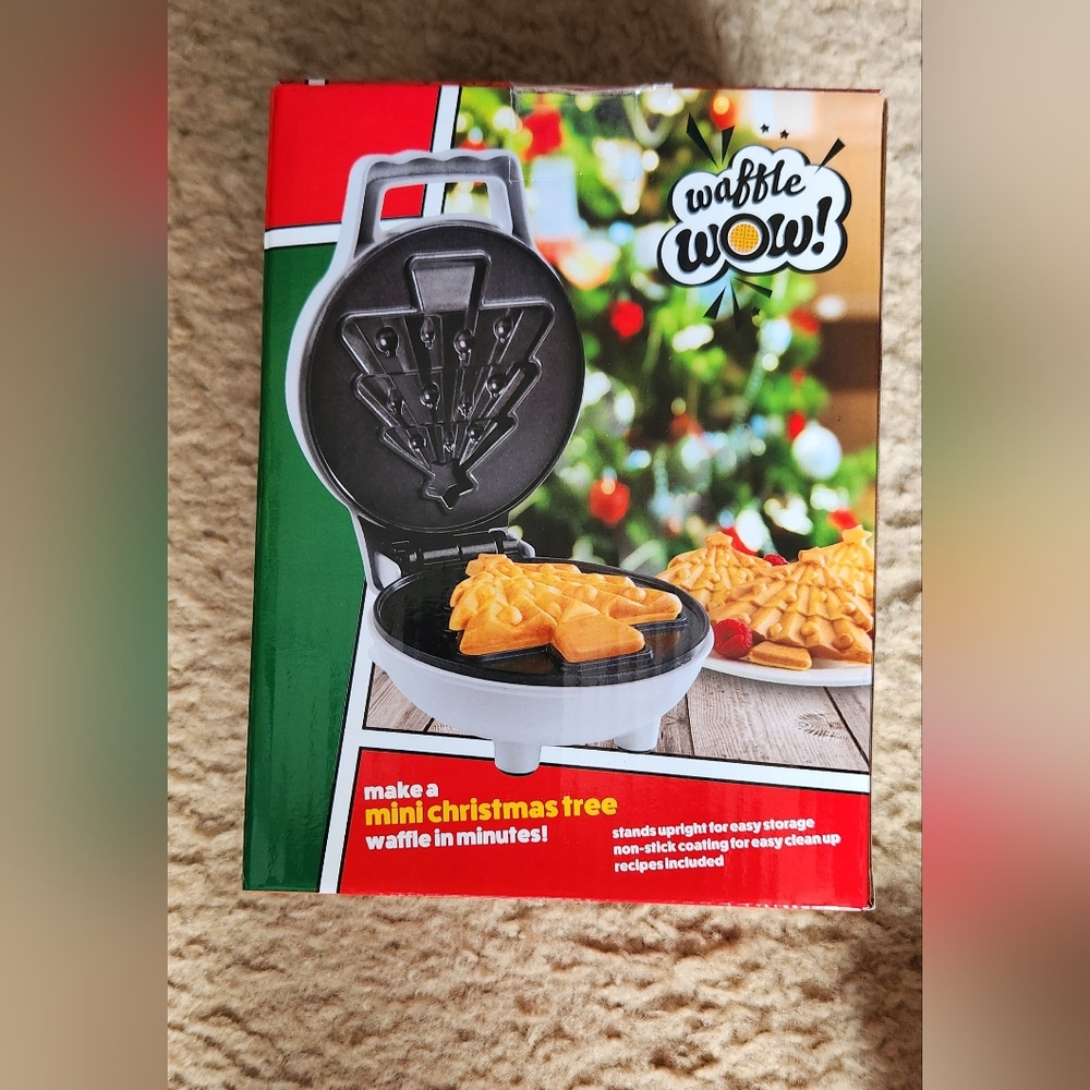 Waffle Wow Mini Christmas Tree Waffle Maker